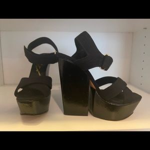 Alice + Olivia Black Cork Platforms